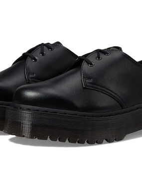 Dr. Martens Quad V1461 Laceup Oxford Platform